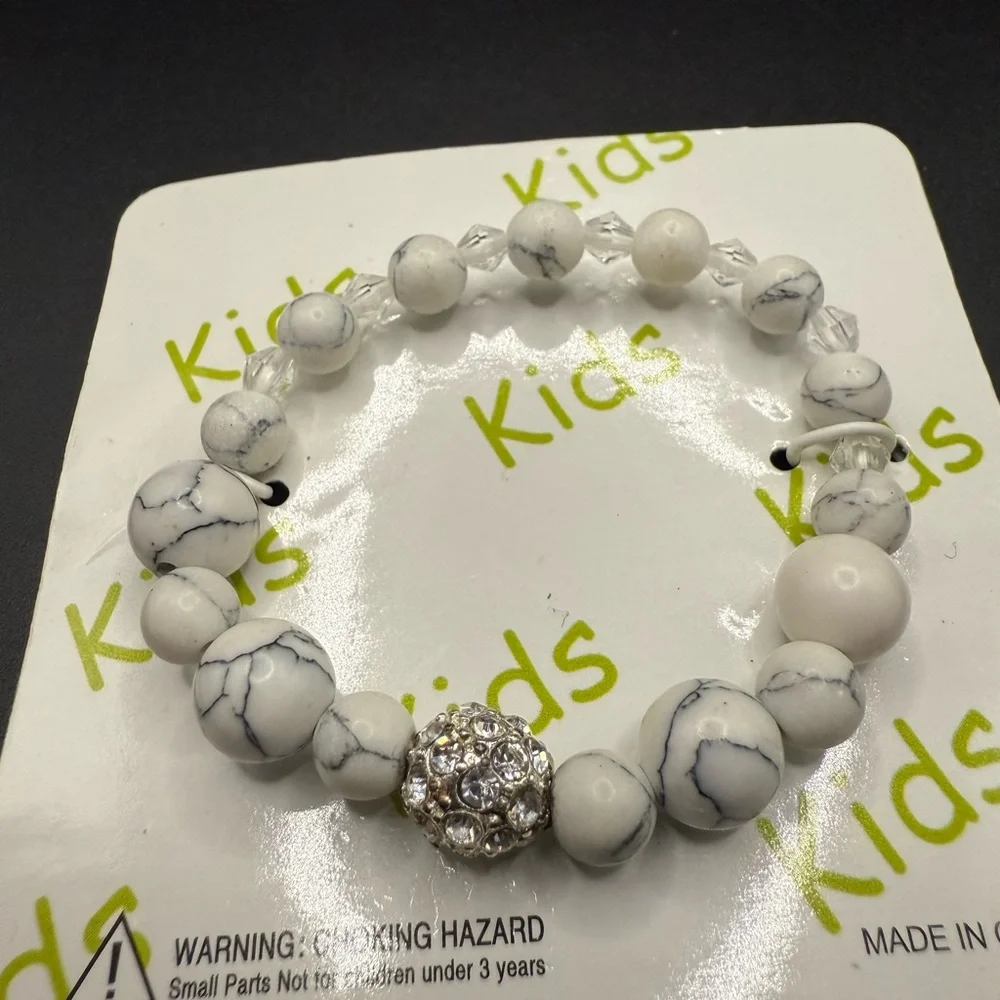NWT White Beaded Kids Bracelet Small Mini